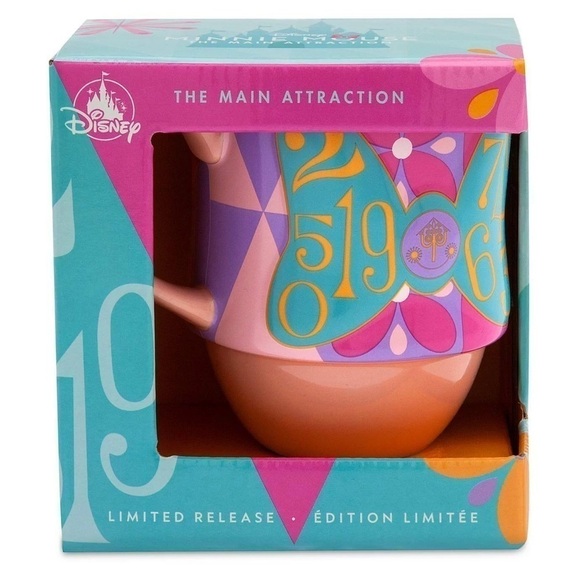 Minnie Mouse: The Main Attraction Mug – Disney it's a small world - Picture 2 of 6
